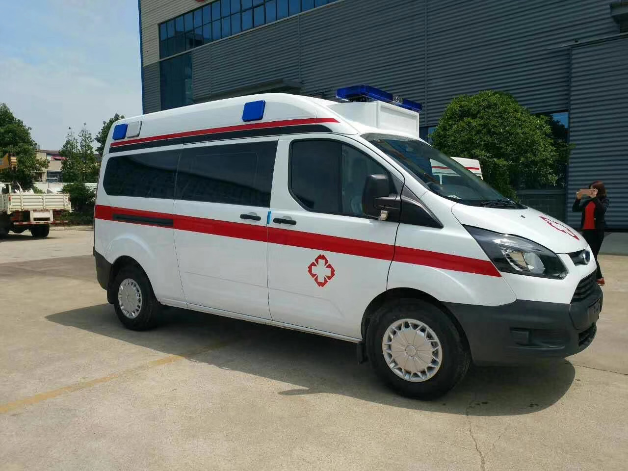 龙南县救护车护送